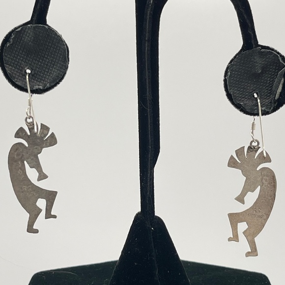 Sterling Silver Kokopelli Earrings Dangle 925 Dancer Feathers & Flute - Picture 3 of 14